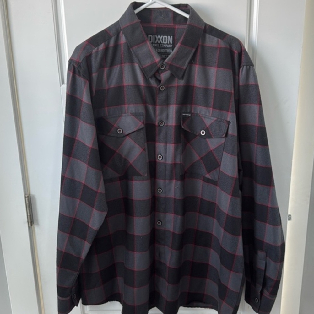 DIXXON Men's Button-Down Plaid Shirt in Black, Gray and Red